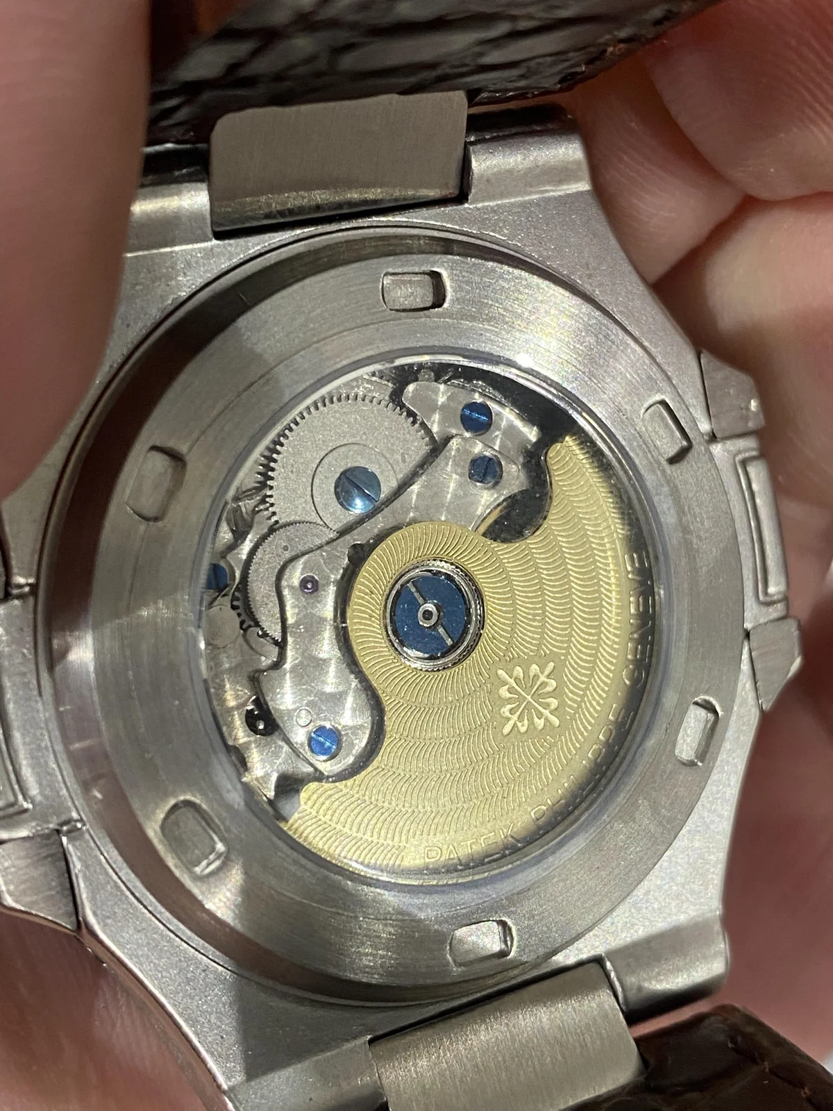 patek philippe vintage watches 2 - luxury timepiece