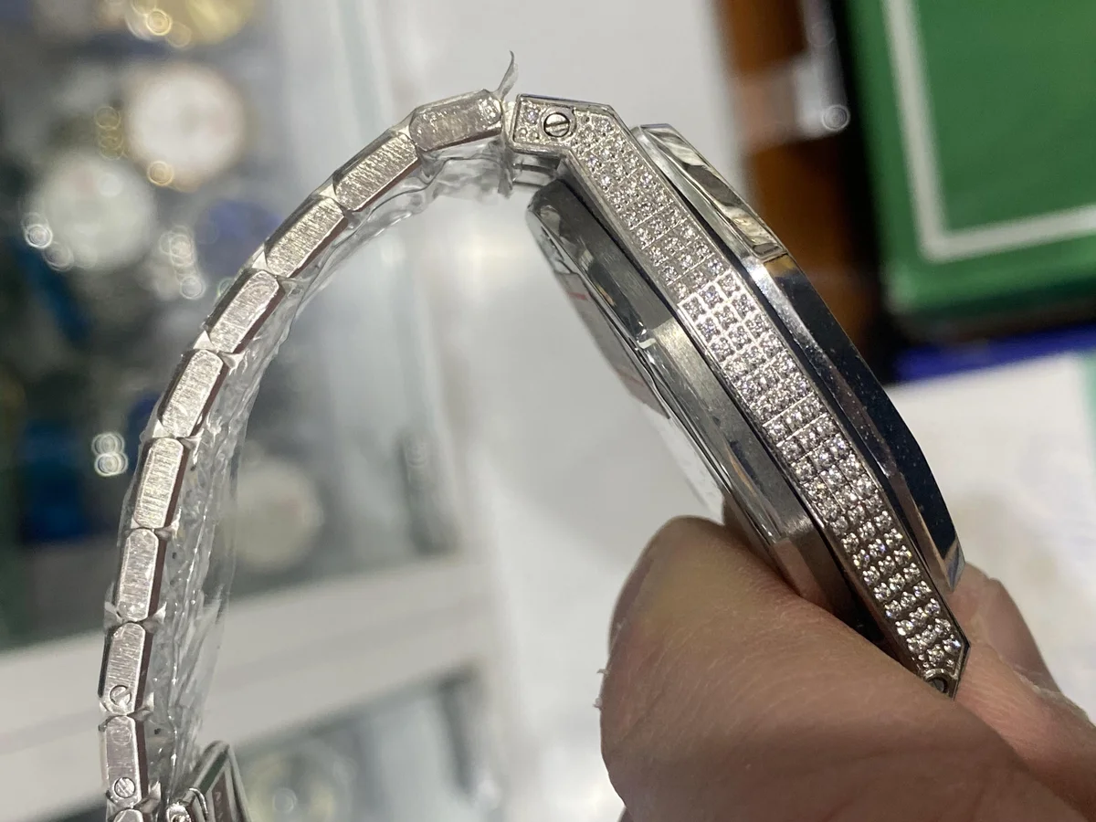 audemars piguet royal oak concept - luxury timepiece