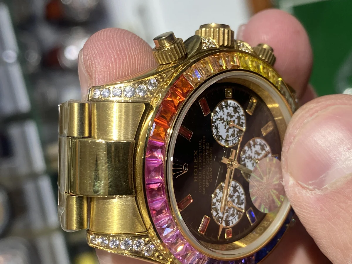 how to clean luxury watch 3