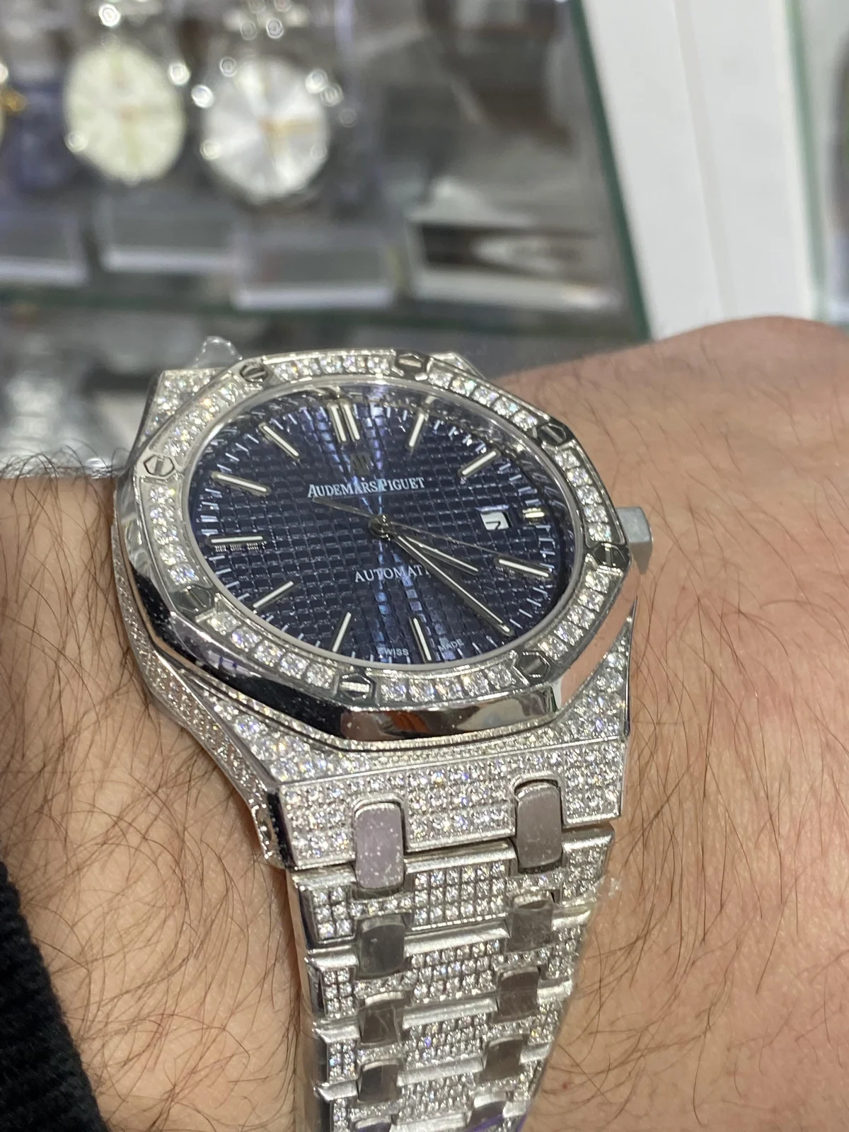 audemars piguet box - luxury timepiece