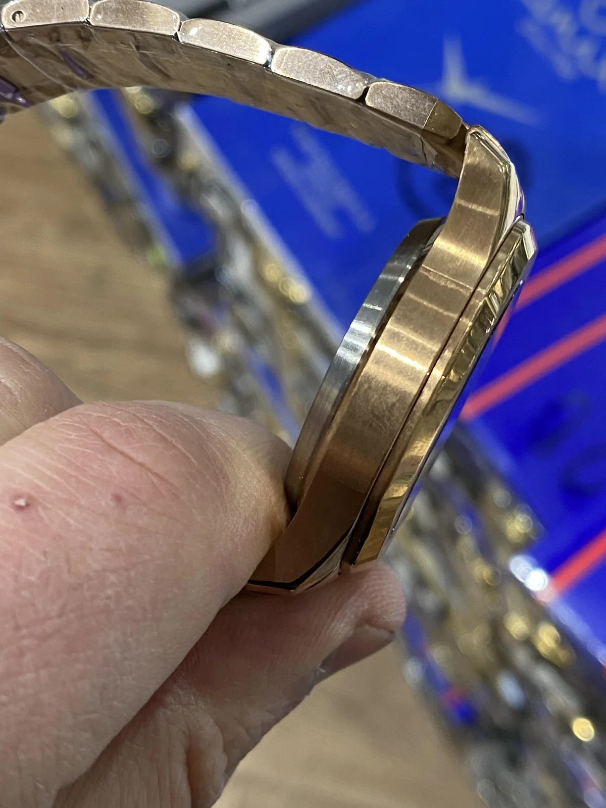 patek philippe aquanaut price 3 - luxury timepiece