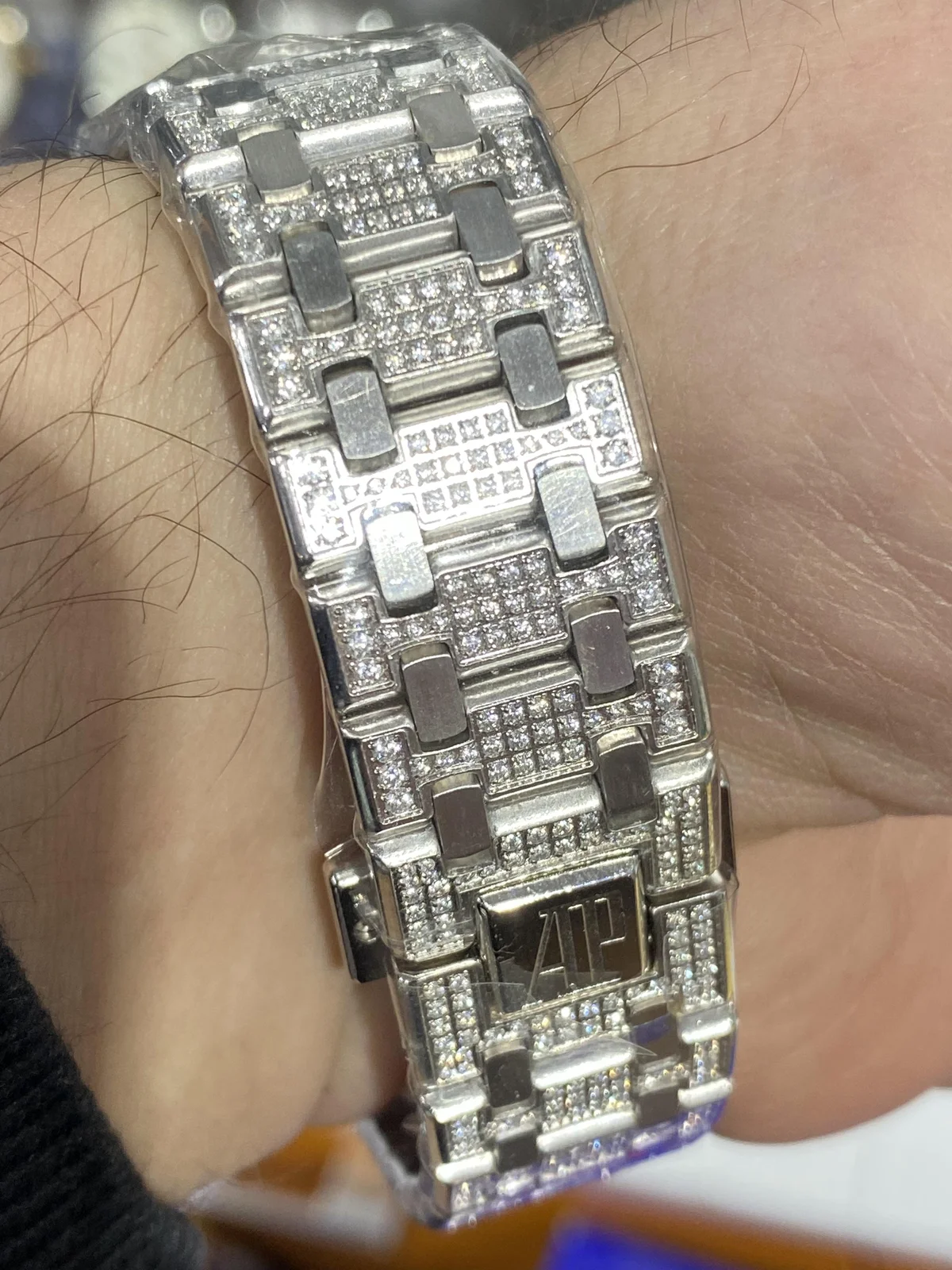 AP Royal Oak Jumbo 16202 - detail