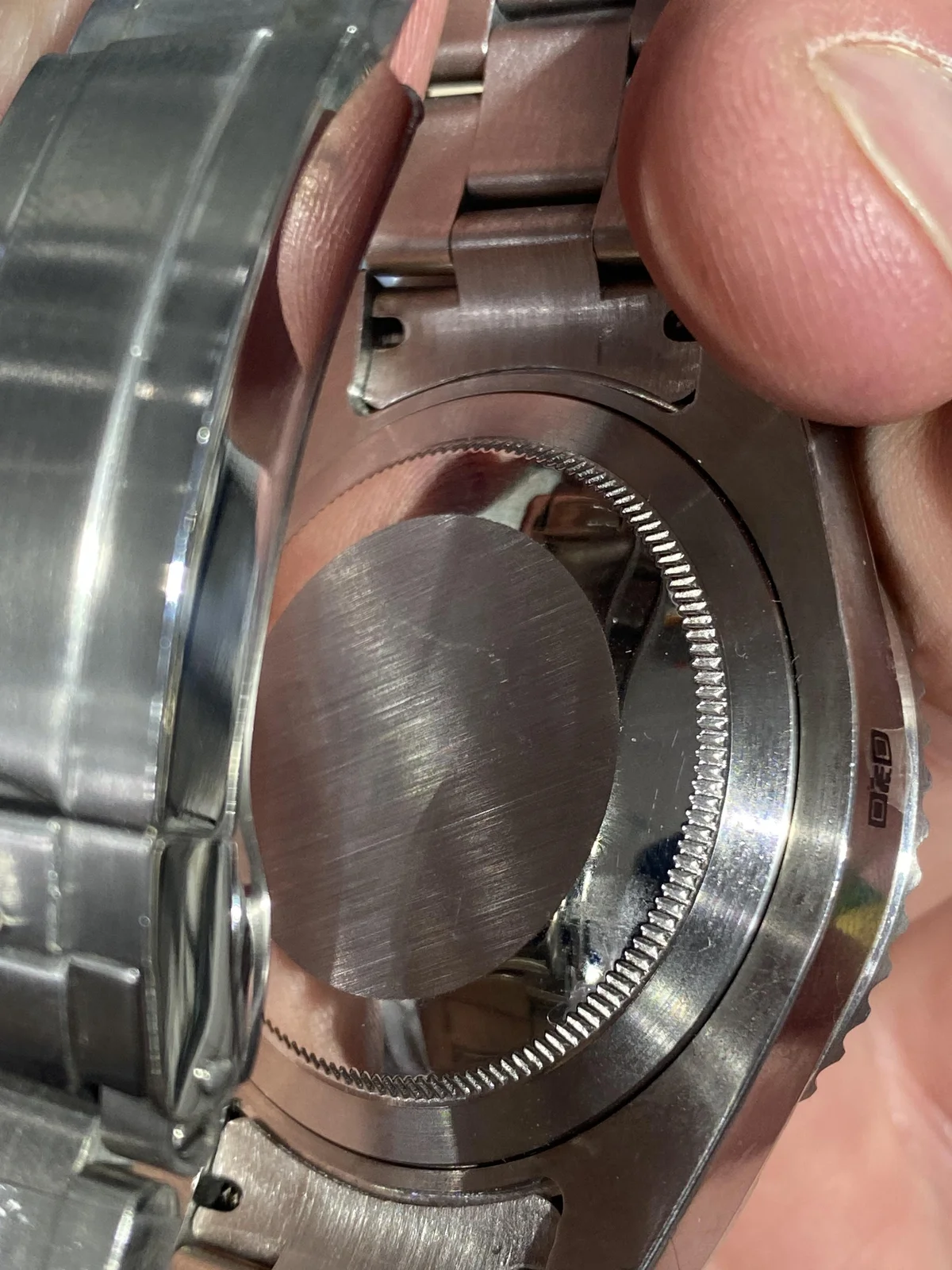 Watch Polishing Guide At Home - detail