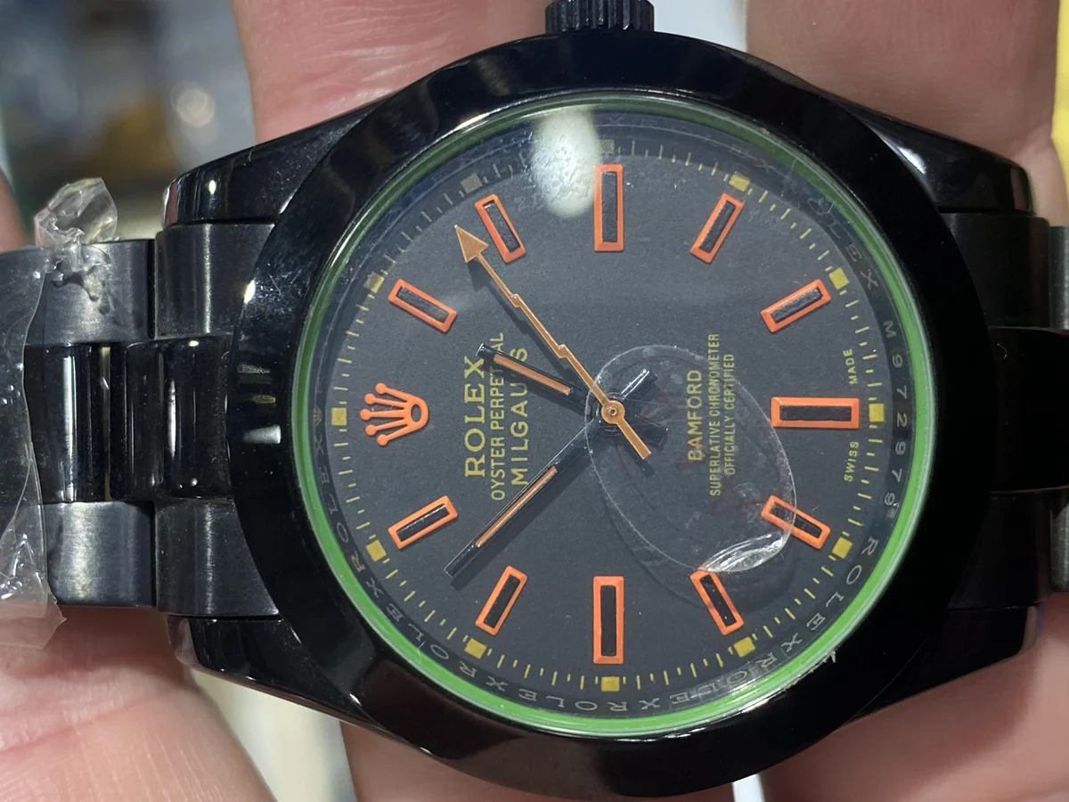 Rolex Yacht-Master II Guide - detail