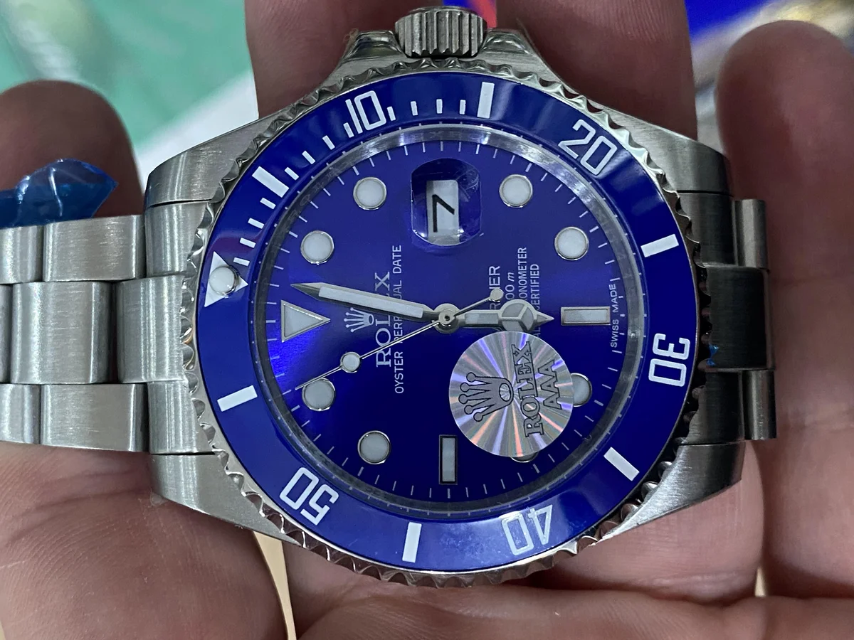 Rolex Sprite vs Batman - detail