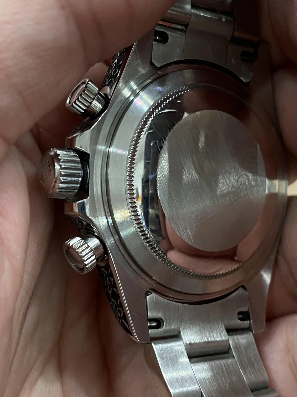 Rolex Sea-Dweller vs Submariner - detail