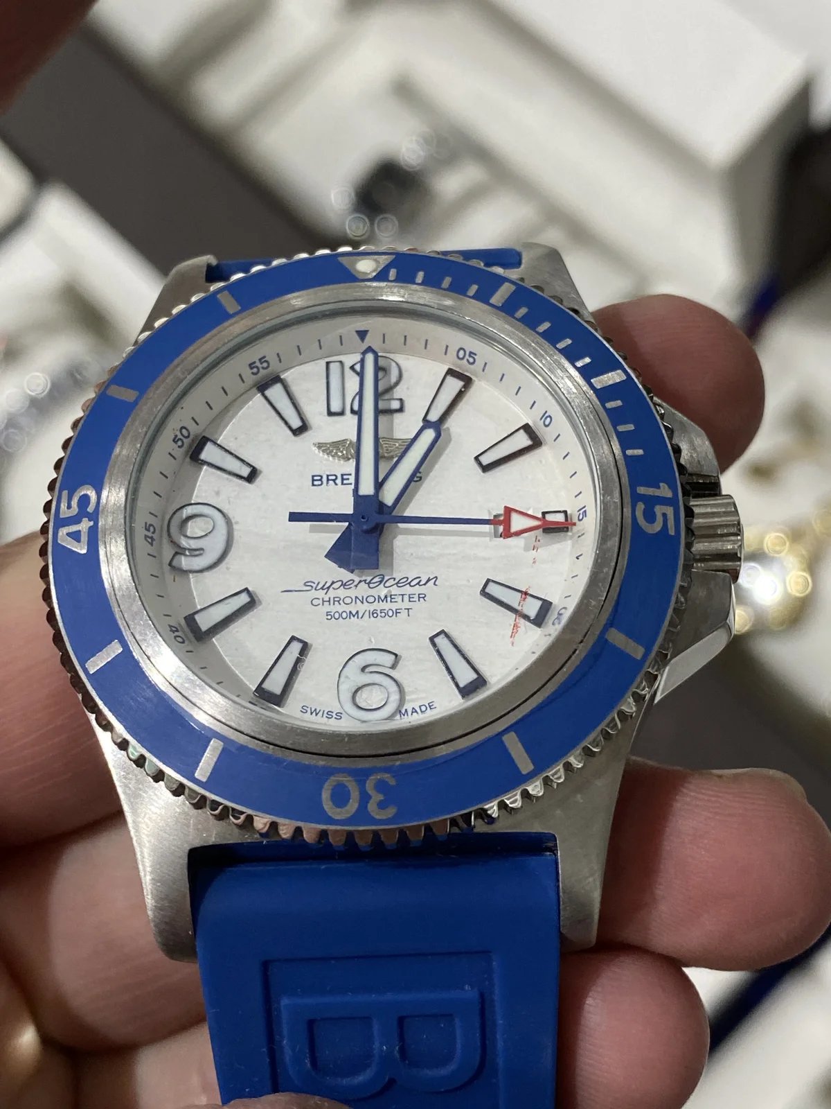 Best Pilot Watches Luxury 2026 - detail