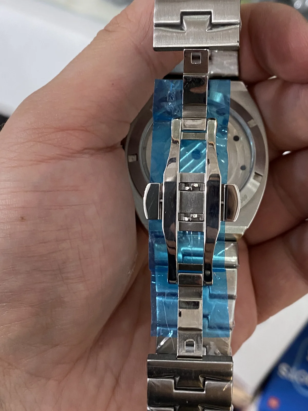 Vacheron Constantin Overseas Review - detail