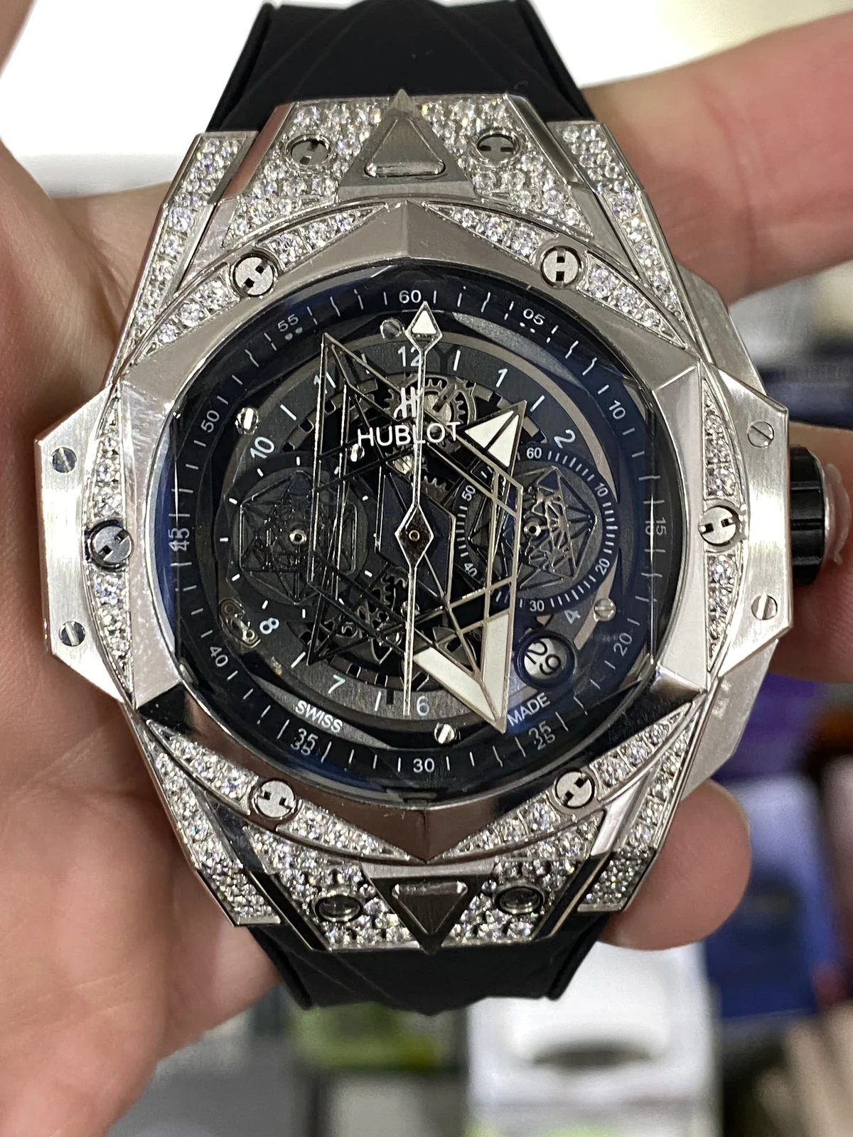 Hublot King Power Guide - detail