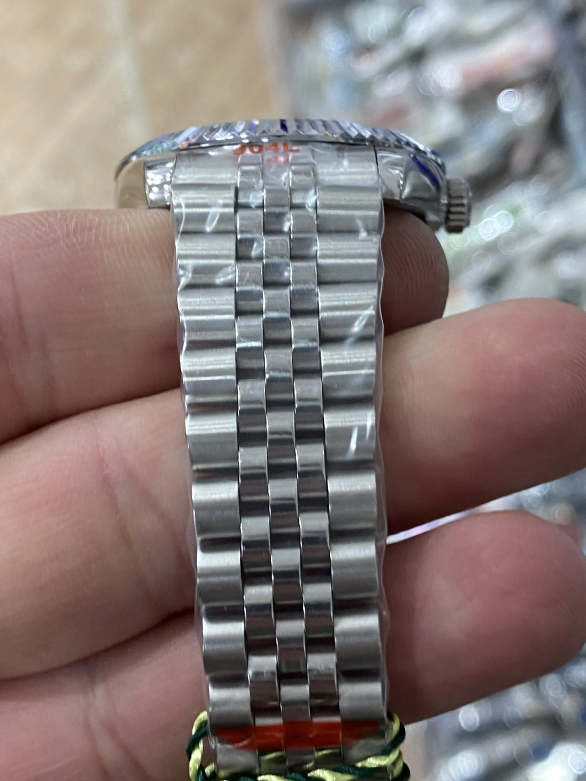 Best Luxury Watch Under 5000 - detail