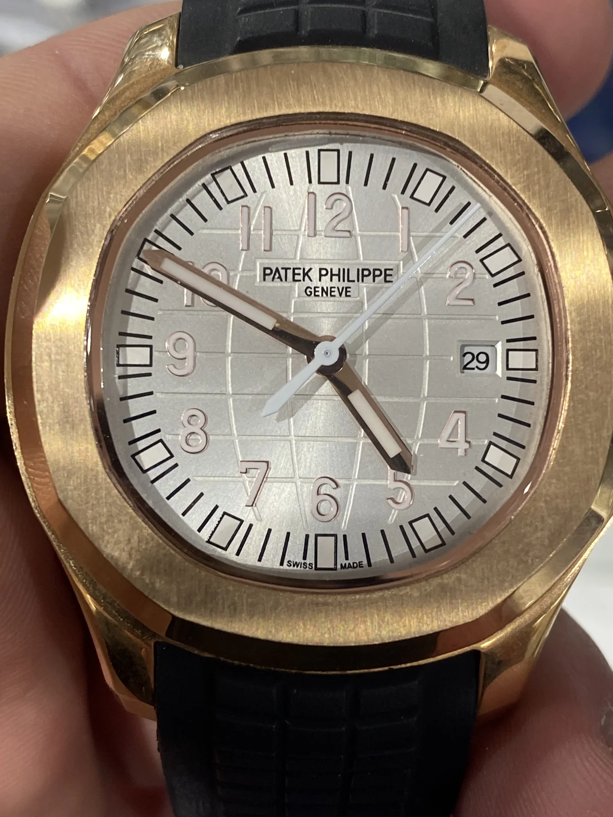 Best Luxury Watch Under 10000 - detail